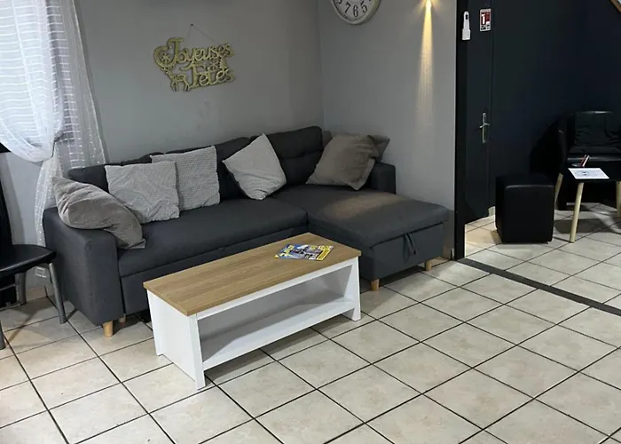 Du Domaine De La Reine Blanche Hébergement de vacances *